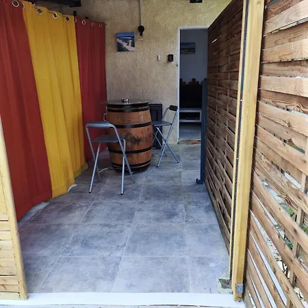 Apartment Studio Jardin Biganos