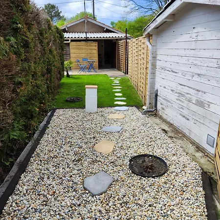 Studio Jardin Apartment